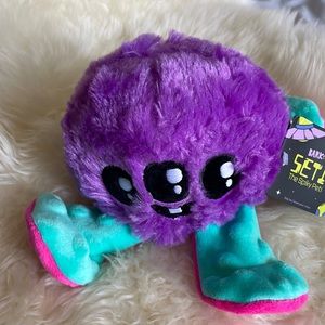 Bark SETI The Spiky Peti M-L 20+ lbs pet toy